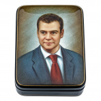 Шкатулка с художественной росписью "Д.А. Медведев"