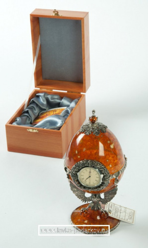 Шкатулка-часы с янтарём "Яйцо", фотография 0. Интернет-магазин ЛАВКА ПОДАРКОВ