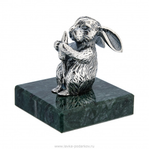 Статуэтка "Кролик с морковкой". Серебро 925*, фотография 0. Интернет-магазин ЛАВКА ПОДАРКОВ