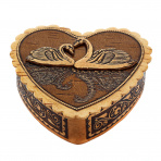 Деревянная шкатулка из бересты "Сердечко. Лебеди"