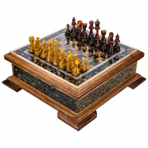 Шахматный ларец с инкрустацией и фигурами из янтаря 38х38 см, фотография 0. Интернет-магазин ЛАВКА ПОДАРКОВ