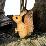 Резьба по дереву. Скульптура "Охотник и белка", фотография 4. Интернет-магазин ЛАВКА ПОДАРКОВ