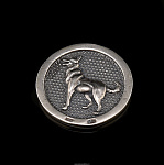 Сувенирная монета из серебра "Собака"