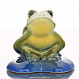 Скульптура "Лягушка на листе" Гжель, фотография 1. Интернет-магазин ЛАВКА ПОДАРКОВ