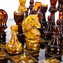Шахматный ларец с инкрустацией и фигурами из янтаря 38х38 см, фотография 6. Интернет-магазин ЛАВКА ПОДАРКОВ