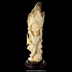 Скульптура "Прометей" из бивня мамонта, фотография 0. Интернет-магазин ЛАВКА ПОДАРКОВ