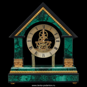 Часы каминные из малахита и бронзы с позолотой "Домик", фотография 0. Интернет-магазин ЛАВКА ПОДАРКОВ