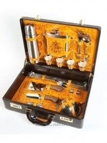 8689 Набор "Подарочный" для пикника 023/P в кейсе