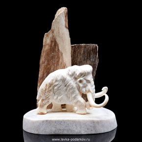 Скульптура из бивня мамонта "Мамонтенок", фотография 0. Интернет-магазин ЛАВКА ПОДАРКОВ