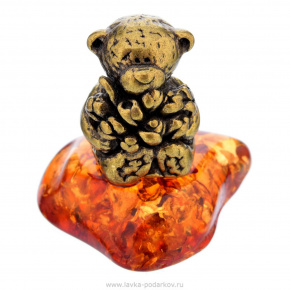 Статуэтка с янтарем "Мишка Тедди с цветами", фотография 0. Интернет-магазин ЛАВКА ПОДАРКОВ