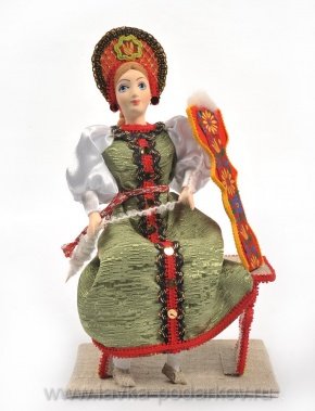 Кукла "Пряха. Традиционный девичий праздничный костюм", фотография 0. Интернет-магазин ЛАВКА ПОДАРКОВ