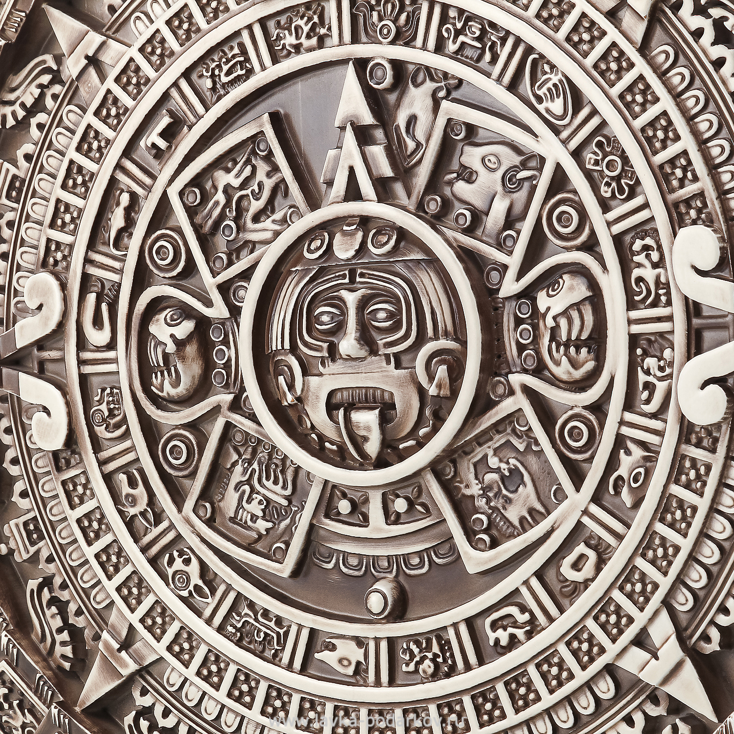 Композиция произведения календарь майя