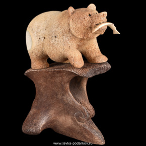 Скульптура "Медведь с рыбой', фотография 0. Интернет-магазин ЛАВКА ПОДАРКОВ