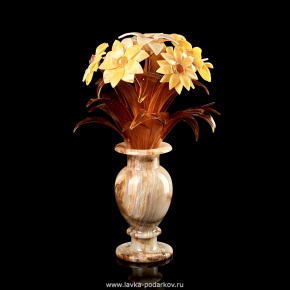 Сувенир "Цветы в вазе" (янтарь, оникс), фотография 0. Интернет-магазин ЛАВКА ПОДАРКОВ
