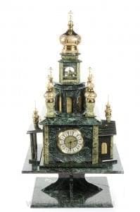 3724/ФР Нат.камень Златоуст Часы настольные "Храм" Змеевик ПОЗОЛОТА