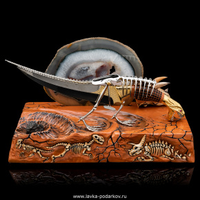 Нож сувенирный "Динозавр" на подставке. Златоуст, фотография 0. Интернет-магазин ЛАВКА ПОДАРКОВ