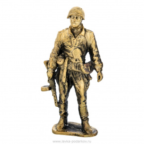 Бронзовая статуэтка "Солдат", фотография 0. Интернет-магазин ЛАВКА ПОДАРКОВ