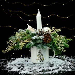 Новогодняя композиция со свечой в кружке, фотография 0. Интернет-магазин ЛАВКА ПОДАРКОВ