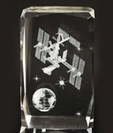   Лазерная графика Куб "Космическая станция" 5*8см