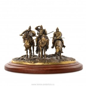 Настольная скульптура "Три Богатыря", фотография 0. Интернет-магазин ЛАВКА ПОДАРКОВ
