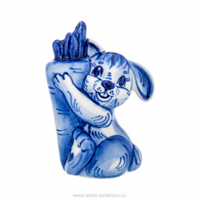 Статуэтка "Кролик с морковкой". Гжель, фотография 0. Интернет-магазин ЛАВКА ПОДАРКОВ