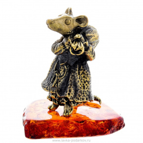 Статуэтка с янтарем "Мышь цыганка" (коньячный), фотография 0. Интернет-магазин ЛАВКА ПОДАРКОВ