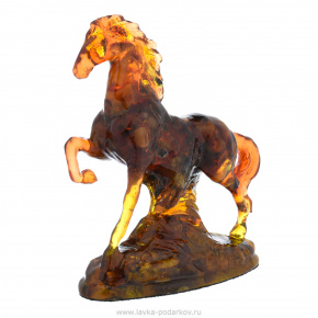 Статуэтка из янтаря "Конь", фотография 0. Интернет-магазин ЛАВКА ПОДАРКОВ