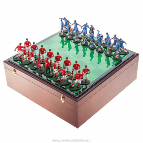 Шахматы со стеклянным полем и фигурами из олова "Футбол" 32х32 см, фотография 0. Интернет-магазин ЛАВКА ПОДАРКОВ