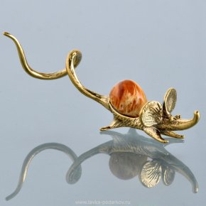 Сувенир из янтаря "Мышка", фотография 0. Интернет-магазин ЛАВКА ПОДАРКОВ