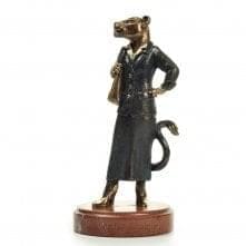 9772 Бронза скульптура "Светская львица" на подставке Мрамор Эмаль 19см 