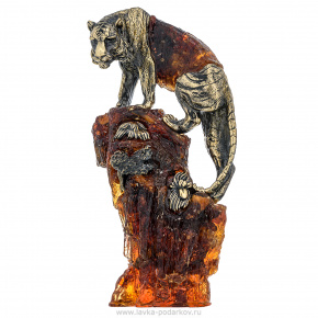Скульптура из янтаря "Тигр на скале", фотография 0. Интернет-магазин ЛАВКА ПОДАРКОВ