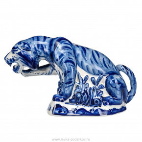 Скульптура "Тигр-охотник". Гжель, фотография 0. Интернет-магазин ЛАВКА ПОДАРКОВ