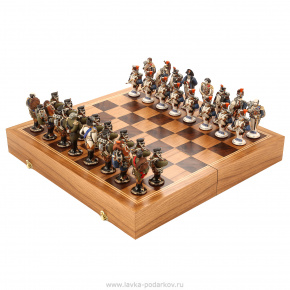 Шахматы деревянные "Бородино" с фарфоровыми фигурами, фотография 0. Интернет-магазин ЛАВКА ПОДАРКОВ