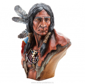 Деревянная резная скульптура "Бюст индейца". Высота 39 см, фотография 0. Интернет-магазин ЛАВКА ПОДАРКОВ