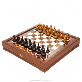 Шахматы из камня с янтарными фигурами, фотография 0. Интернет-магазин ЛАВКА ПОДАРКОВ