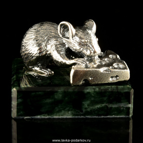 Статуэтка из серебра "Крыса с сыром", фотография 0. Интернет-магазин ЛАВКА ПОДАРКОВ