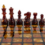 Шахматы складные с янтарными фигурами 32х32 см, фотография 3. Интернет-магазин ЛАВКА ПОДАРКОВ