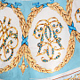 Платок шелковый "Императорский дом" 110х110 см, фотография 3. Интернет-магазин ЛАВКА ПОДАРКОВ