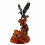 Скульптура на подставке из янтаря "Орел", фотография 1. Интернет-магазин ЛАВКА ПОДАРКОВ