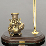 0139237/ручка Бронза Скульптура "Сова-банкир" подст.дерево