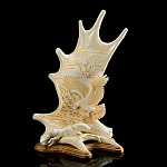 0036882 Кость. Рог Лося  ЭКРАН "СТЕПНОЙ: ястребиная охота на волков" на подставке