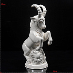 -1л Фарфор ШТОФ "КОЗЕЛ" белый с зол. в комплекте (5016)