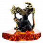 Статуэтка с янтарем "Мышь Мерлин" (коньячный), фотография 2. Интернет-магазин ЛАВКА ПОДАРКОВ