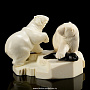 Скульптура "Медведи и нерпа" (рог лося), фотография 2. Интернет-магазин ЛАВКА ПОДАРКОВ