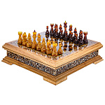 0039292/46*46*12см  Янтарь Шахматный ЛАРЕЦ с фигурами 