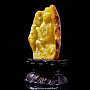 Скульптура из натурального янтаря "Богиня Гуань Инь", фотография 2. Интернет-магазин ЛАВКА ПОДАРКОВ