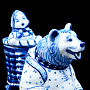 Чайник «Маша и медведь» Гжель, фотография 3. Интернет-магазин ЛАВКА ПОДАРКОВ
