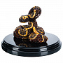 Змея Символ года 2025. Скульптура из янтаря "Змея гремучая", фотография 7. Интернет-магазин ЛАВКА ПОДАРКОВ