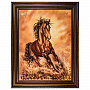Картина янтарная "Бегущая лошадь" 60х80 см, фотография 1. Интернет-магазин ЛАВКА ПОДАРКОВ
