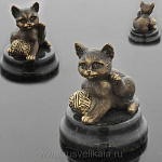 139186 Бронза Скульптура "Котенок с клубком" 